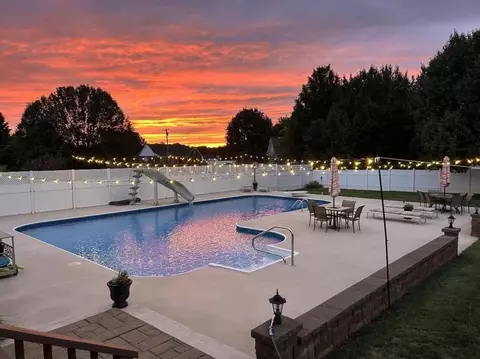 105 Watson Ct, Murfreesboro, TN 37128