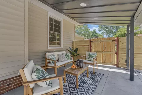 109 Glade Dr, Tullahoma, TN 37388