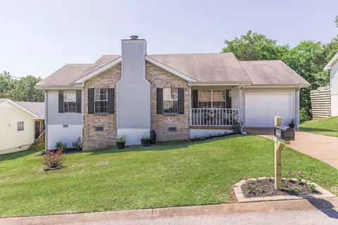 223 Ash Grove Dr, Nashville, TN 37211