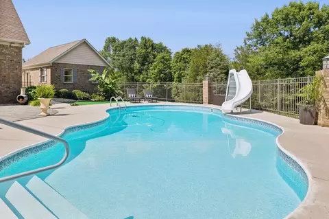 Exterior - 118 Tom Walker Dr, Beechgrove, TN 37018 photo 7 of 20