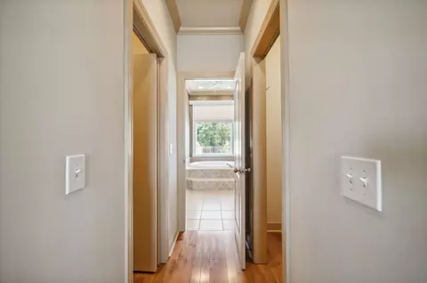 Entry Way - 118 Tom Walker Dr, Beechgrove, TN 37018 photo 6 of 8