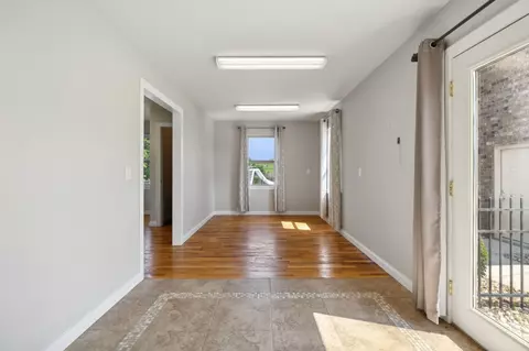 Entry Way - 118 Tom Walker Dr, Beechgrove, TN 37018 photo 7 of 8