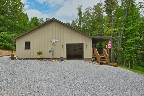 50 Cullum Ln, Waverly, TN 37185