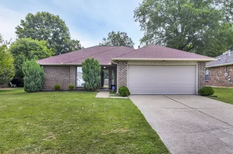 1013 Bret Ridge Dr, Hermitage, TN 37076