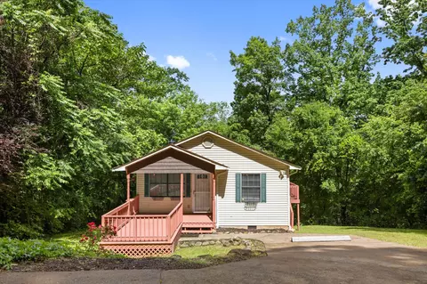 2331 Ridge Crest Dr, Chattanooga, TN 37406