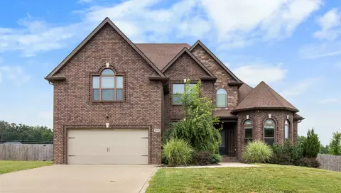 2970 Jim Taylor Rd, Woodlawn, TN 37191