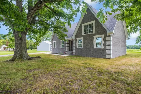 109 Rabbit Trail Rd, Leoma, TN 38468