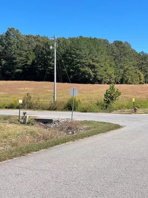 0 R B Wilson Dr, Huntingdon, TN 38344