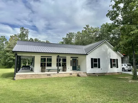 795 Cat Creek Rd, Manchester, TN 37355