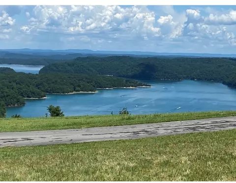 285 Swan Ridge Rd, Hilham, TN 38568