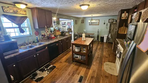 2228 Parker Rd, Morrison, TN 37357 photo 7