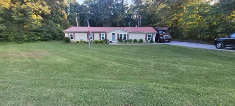6084 Primm Springs Rd, Lyles, TN 37098