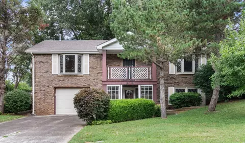 221 Marshall Dr, Clarksville, TN 37042