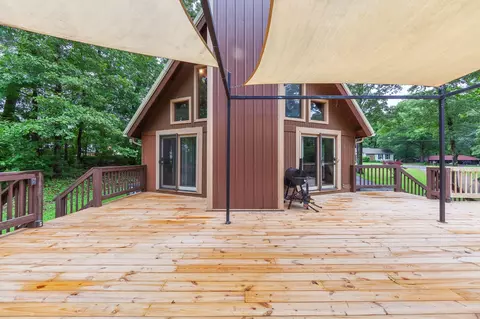 24 Mockingbird Cv, Jackson, TN 38305