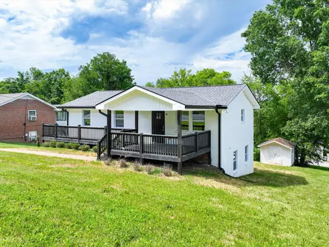 4162 Farmview Dr, Nashville, TN 37218