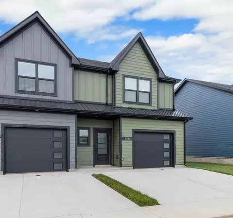 308 Jonathan Wade Cir, Clarksville, TN 37043