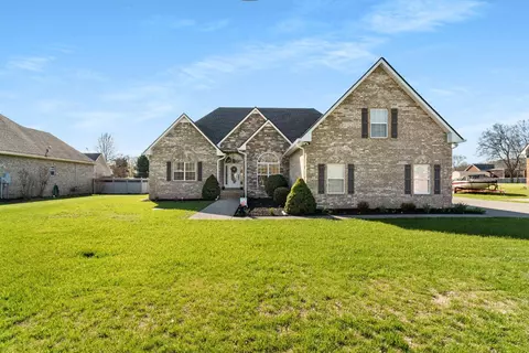 418 Karlee Ct, Lebanon, TN 37087