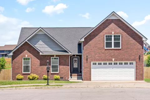 1716 Winterhaven Ct, Clarksville, TN 37042
