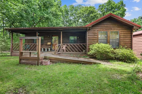 1991 Millers Chapel Rd, Charlotte, TN 37036