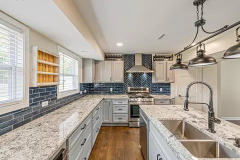 3800 Priest Lake Dr, Nashville, TN 37217