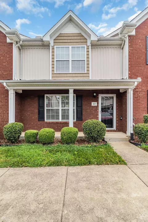 3017 Burnt Pine Dr, Smyrna, TN 37167