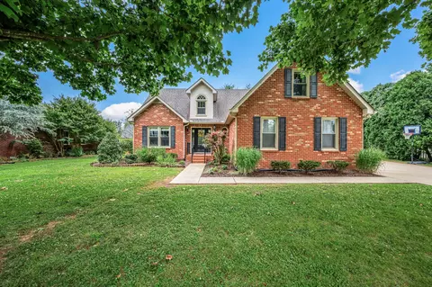 1819 Bridget Dr, Murfreesboro, TN 37129