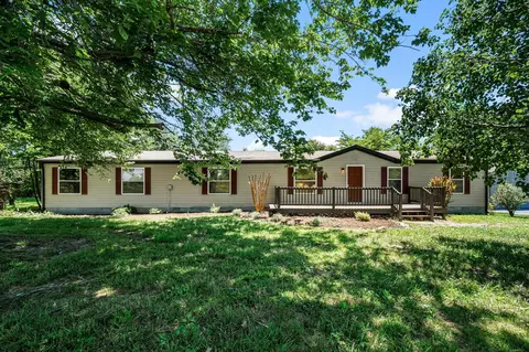 3523 Ridge Rd, Cedar Hill, TN 37032