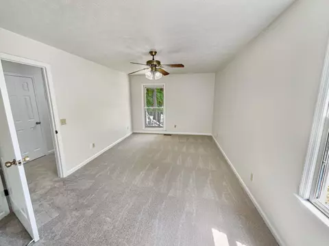 Bedroom - 208 Timberlake Dr, Springfield, TN 37172 photo 2 of 3