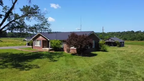 2559 Nickells Valley Rd, Centerville, TN 37033