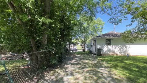 1808 Perry St, Hopkinsville, KY 42240