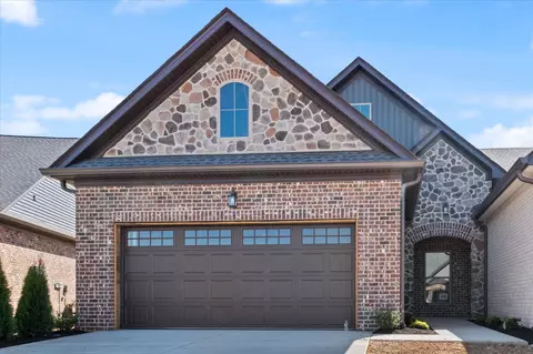 442 W Foxrun, Springfield, TN 37172