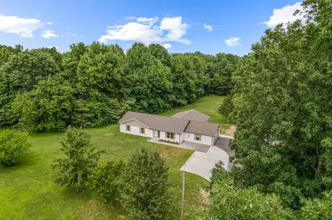136 Pack Annex Rd, White Bluff, TN 37187 photo 3