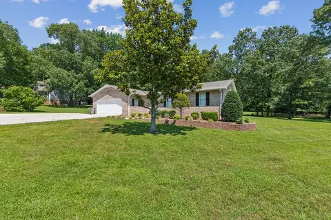 115 Timberlake Dr, Estill Springs, TN 37330