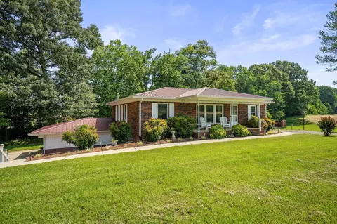 279 Barlow Rd, Quebeck, TN 38579