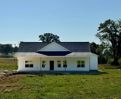 1058 Mike Muncey Rd, Mcminnville, TN 37110