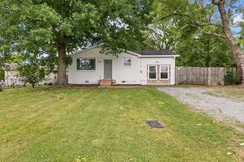 200 Aurora Ave, Madison, TN 37115