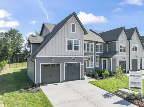 212 Panther Dr, Murfreesboro, TN 37127