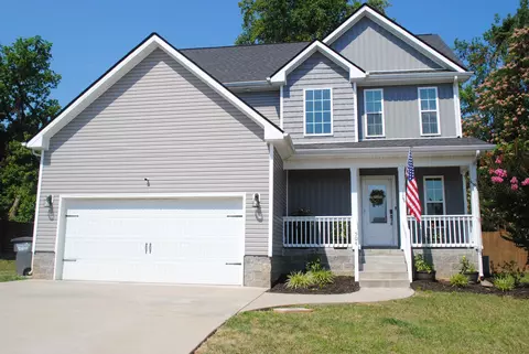 504 Woodtrace Dr, Clarksville, TN 37042