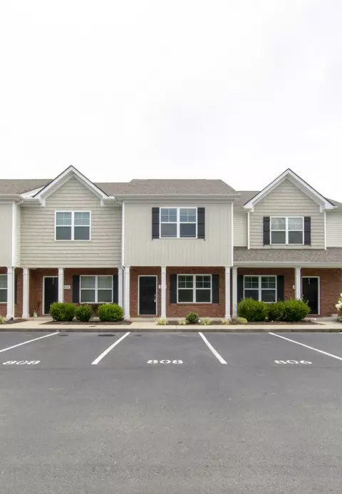 806 Staten Dr, Murfreesboro, TN 37128