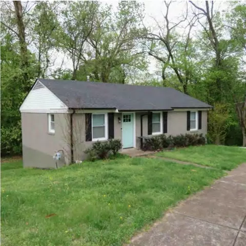 513 Adams Ct, Clarksville, TN 37040