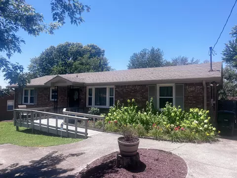 Exterior - 8317 Gordon Ln, Hermitage, TN 37076 photo 3 of 10