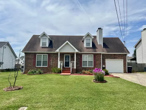 1254 Archwood Dr, Clarksville, TN 37042