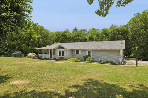 881 Malone Hollow Rd, Alexandria, TN 37012