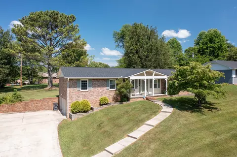 1655 Brookdale Ave, Cookeville, TN 38506