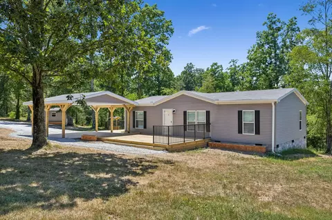 2150 Buffalo Rd, Hohenwald, TN 38462