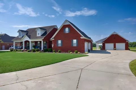 27536 Taylor Lynn Cir, Elkmont, AL 35620