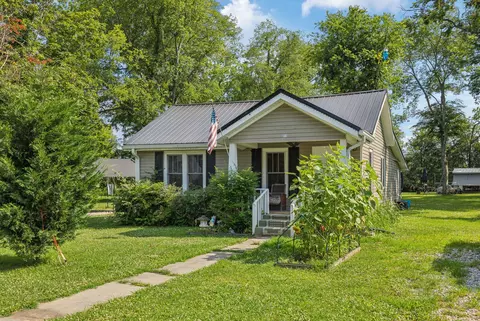 211 W Adams Ave, Lebanon, TN 37087