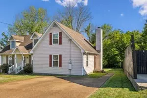 2773 Waters View Dr, Nashville, TN 37217