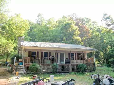 778 Jones Hollow Rd, Woodbury, TN 37190