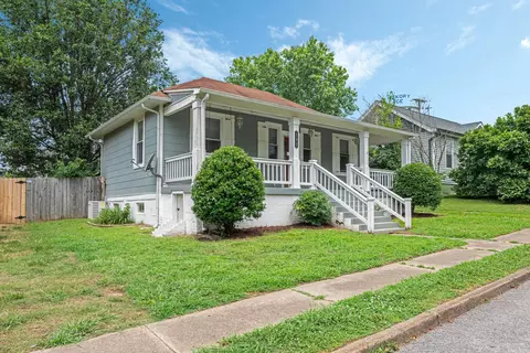 702 Lawrence St, Old Hickory, TN 37138